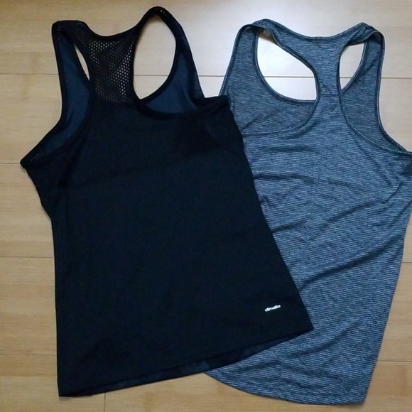 Two Adidas workout tank tops - Picture 5 of 5